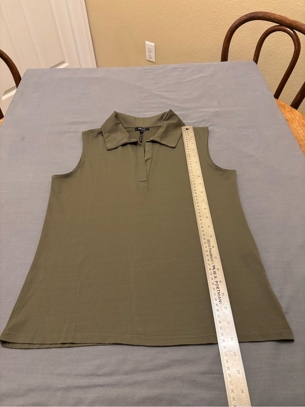 Tess Women’s Sleeveless Tank Top in Olive Green M